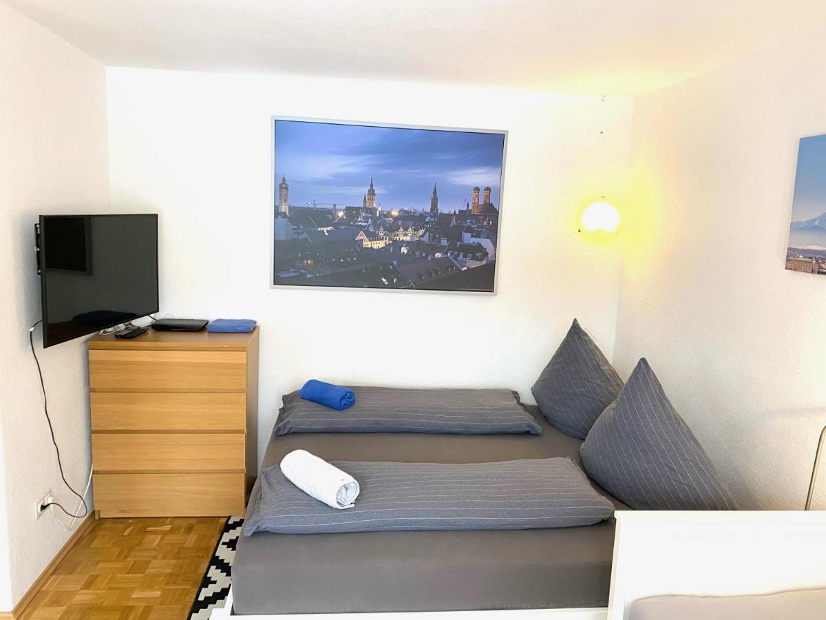 Gemuetliche Privatzimmer Mit Geteiltem Bad, Kueche Und Garten Munich Luaran gambar