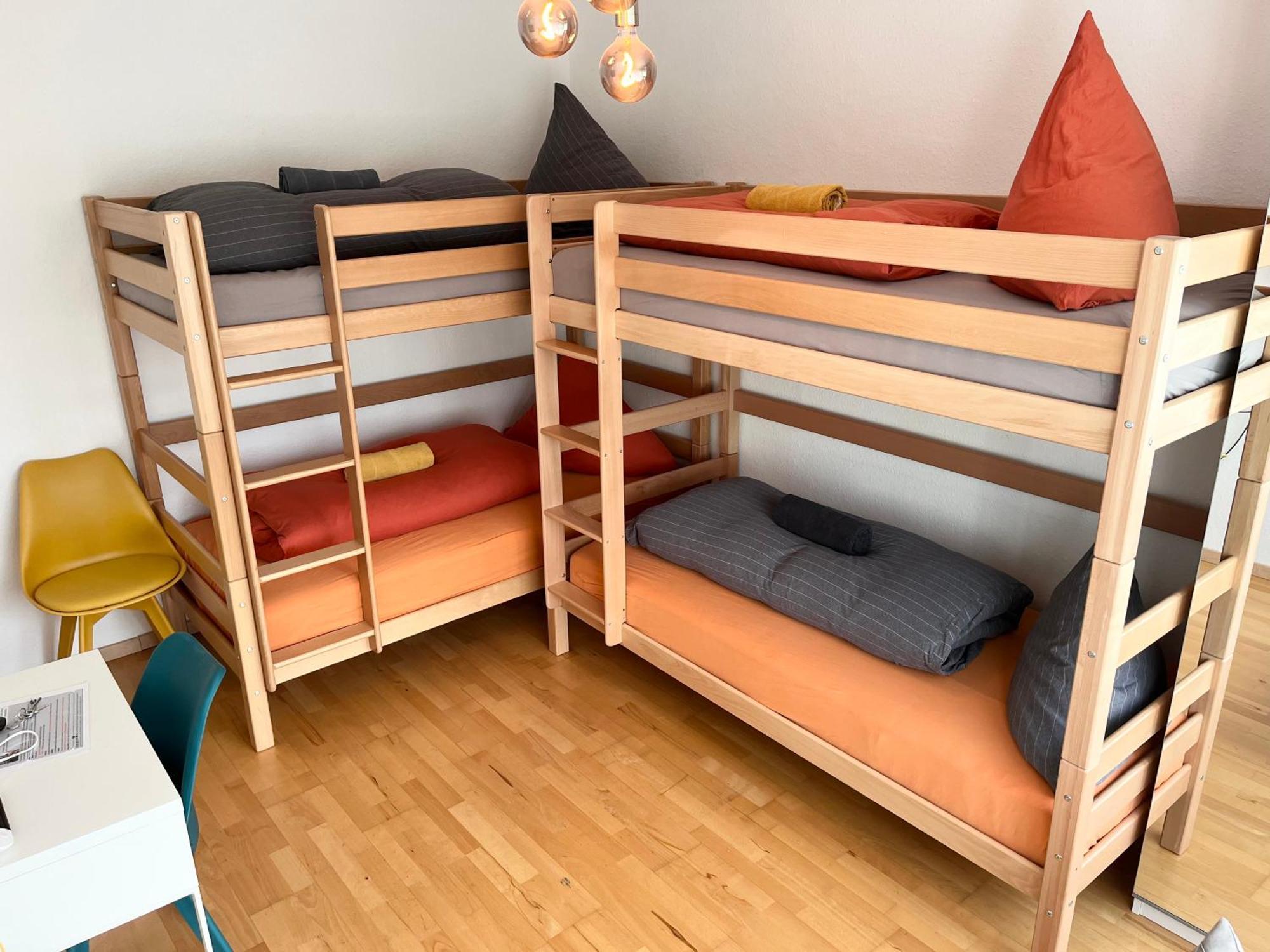 Gemuetliche Privatzimmer Mit Geteiltem Bad, Kueche Und Garten Munich Luaran gambar